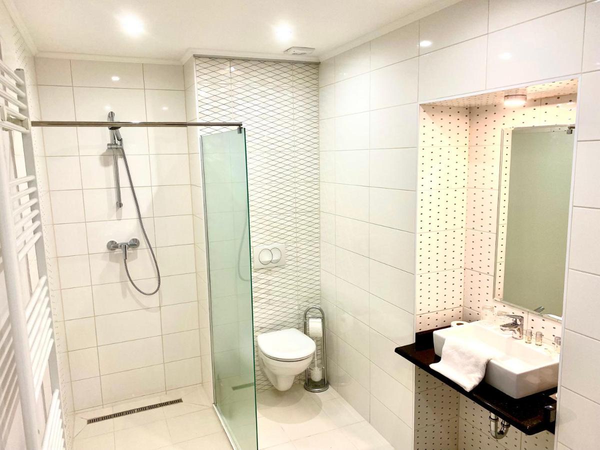 Borostyan Panzio Otel Kaposvár Dış mekan fotoğraf