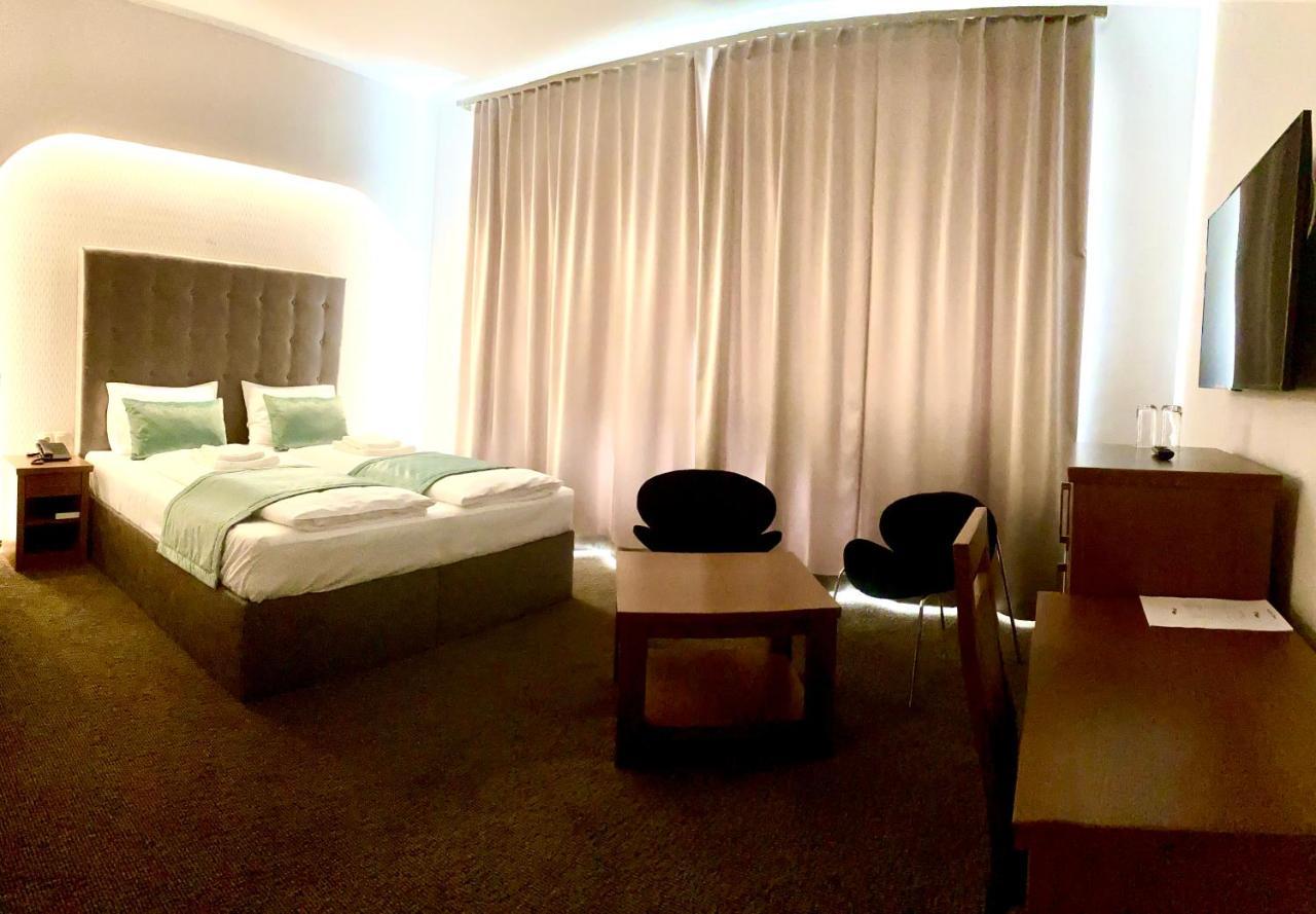 Borostyan Panzio Otel Kaposvár Dış mekan fotoğraf